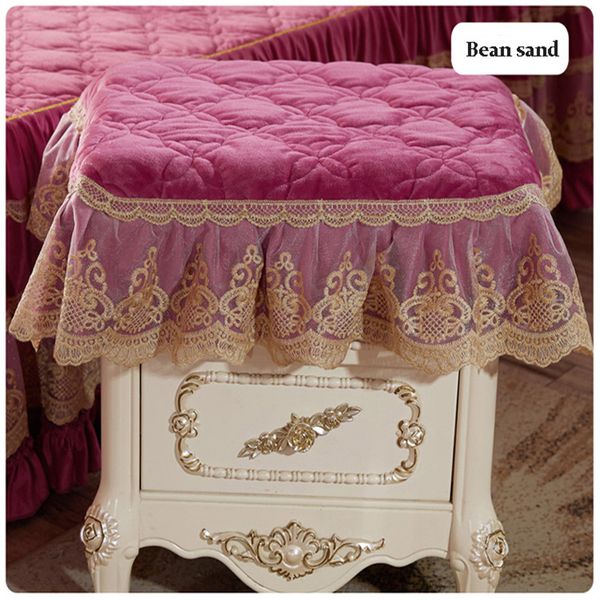 

стеганые толстые хрустальные бархатные скатерти декоративные прикроватные тумбочки европейский стиль кружева кофе пылезащитный чехол полотен