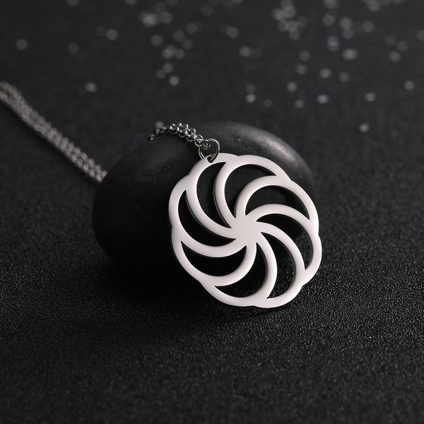 

eueavan 10pcs/lot fashion hollow pendent round necklace women stainless steel necklaces charm jewelry gift, Silver