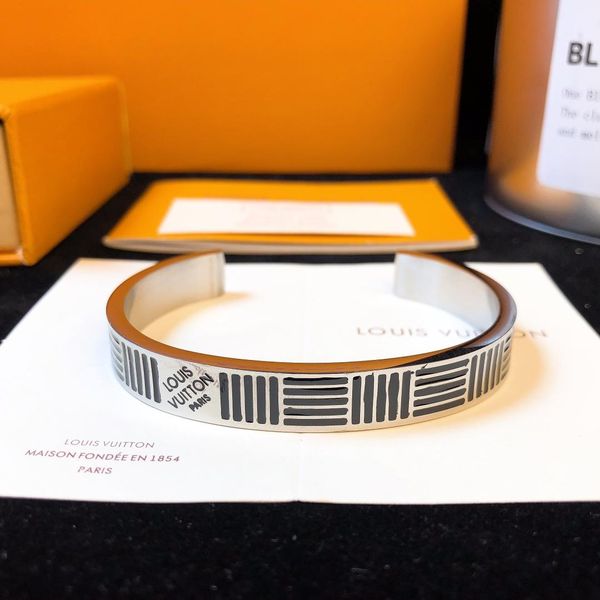 

Дизайнер модные аксессуары мужчины и женщины браслет Дамье квадратный узор 2019 ро