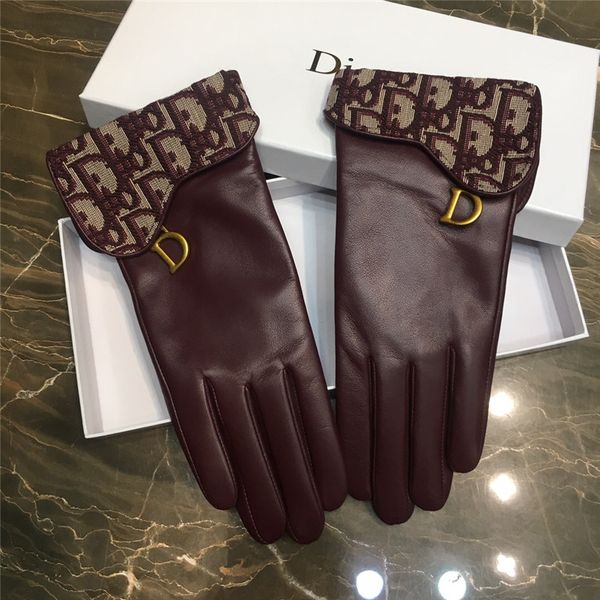 

winter latest design female gloves fashion letter pattern lady luxury glove travelling personality trendy girls gloves, Blue;gray