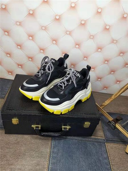 

luxury design womens shoes running shoes luminous color matching dad shoes couple thick soles boots casual wild shoes's a55, Black