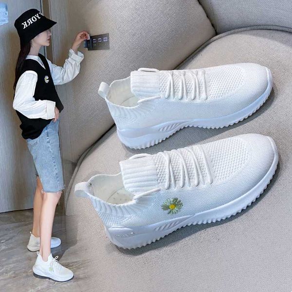 

women's lightweight fashion running sneakers knit breathable casual shoes