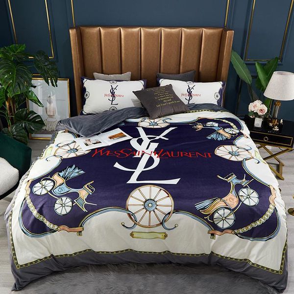 Y Letter Carriage Designs Bedding Sets Fashion Branded Crystal