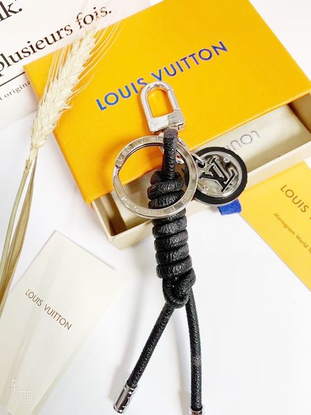

new technology of year of the rat designer neutral luxury leather key chain wallet chain pendant car key men's and women's gift bo, Silver