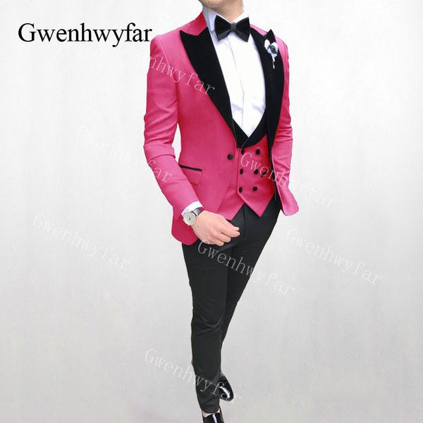 Gwenhwyfar 2019 Nuovo Design Velluto Risvolto Abito da Uomo Terno Masculino Abiti da Uomo Hot Pink Tuxedo Prom Party Wedding Sposo Smoking Set