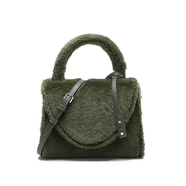 

2019 autumn and winter new fashion trend shoulder plush flip handbag daily leisure universal handbag