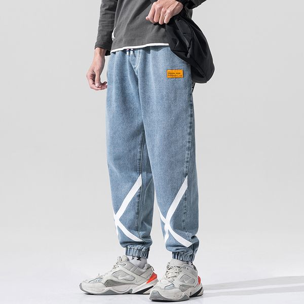 

16 2020n8101-p55, Blue