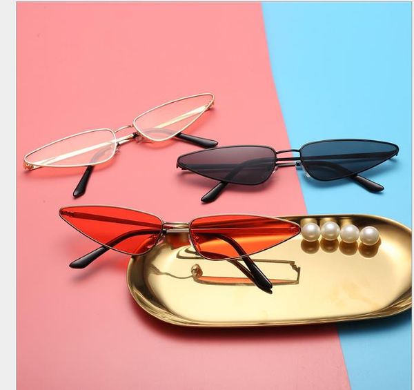 

евроамериканские солнцезащитные очки в золотой оправе, White;black