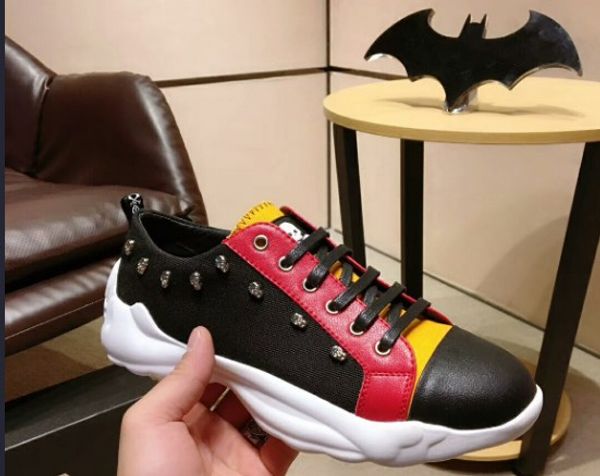 

fashion men flat shoes high british style rrivet genuine leather causal shoes men black red yellow 38-44