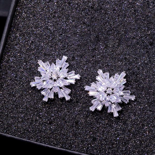 

luxury zircon snowflake shaped crystal stud earrings bridal jewelry women rhinestones wedding bridal accessories earrings, White