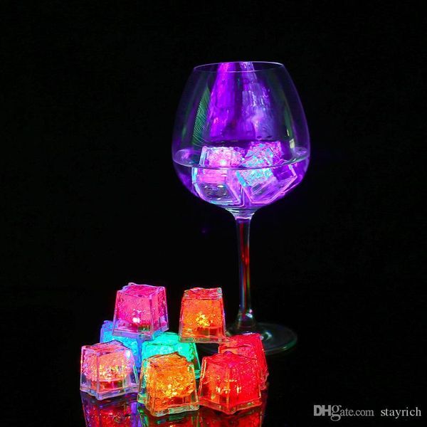 

новые прибытия xmas gift romantic led кубики льда быстрая медленная вспышка 7 цветов авто изменение кристалл куб свадьба водно-actived свет