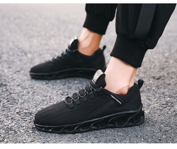 

2019 wholesale rainbow tn men's run sport footwear sneakers casual shoes design and custom factory platform famous brand new p, Black