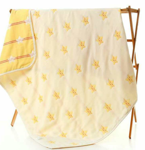 

cotton six-layer gauze children's towel quilt is soft and comfortable
