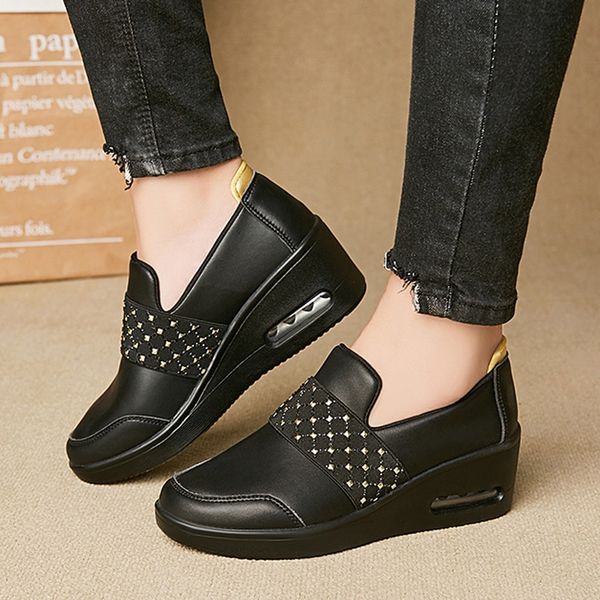 

elastic leisure walking shoes new arrival slip-on loafers women lazy shoes new arrival large size damping sneakers chanclas de, Black