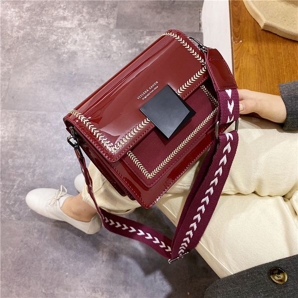 

2020 new women's bag han liang side small square bag simple stitching shoulder messenger