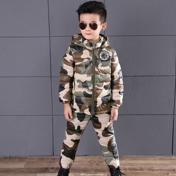 

4-11t boys winter warm clothing set white duck down jacket clothing set boy camouflage hooded down coat pants suit 2pcs outwear t200103