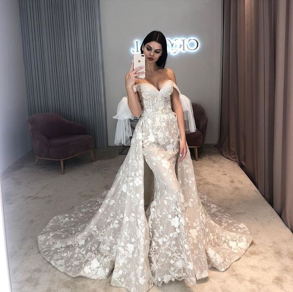 

gorgeous mermaid lace wedding dresses with detachable train off the shoulder neck appliqued bridal gowns sequined robes de mariÃ©e, White
