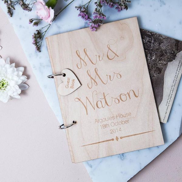 

personalised-wooden-guest--wedding-gift-set-wedding