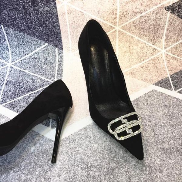 Designer de luxo Mulheres sexy camurça bombas sapatos 7/9/11 cm clássico drill fivela de fivela pontual dos dedos de vestido preto