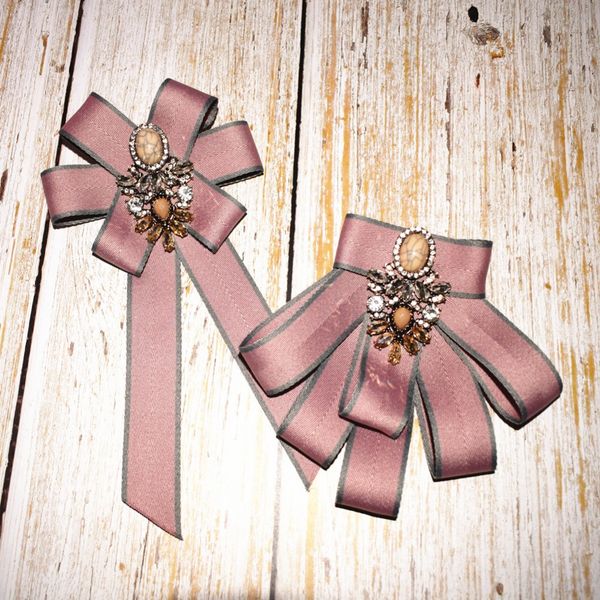 

qiaose new pink color ribbon bow brooch for women corsage pins with perfect crystal gems charms collar charm necktie jewelry, Gray