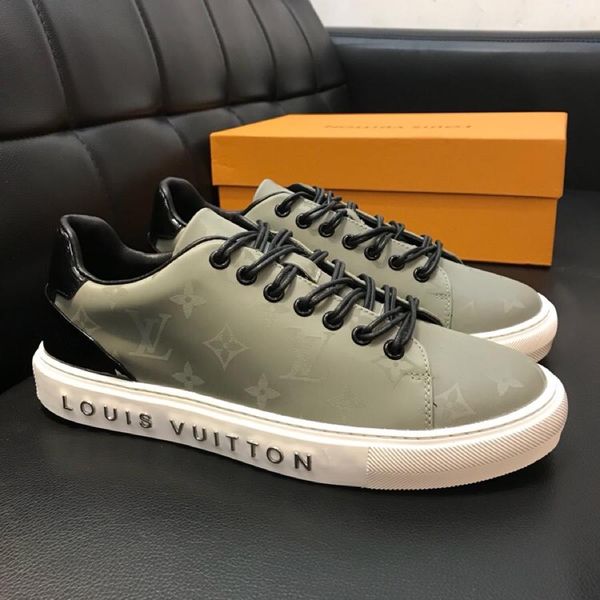 

2019 fashion casual men's shoes wild sports shoes outdoor comfortable high-end pattern men's shoes original box packaging size 39, Black