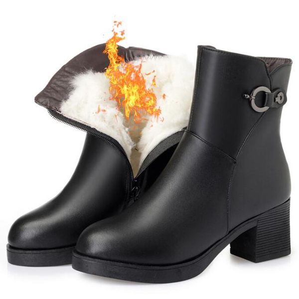 

2019 new elegant fashion warm winter boots real leather boots women shoes warm plush and wool shoes snow plus size, Black