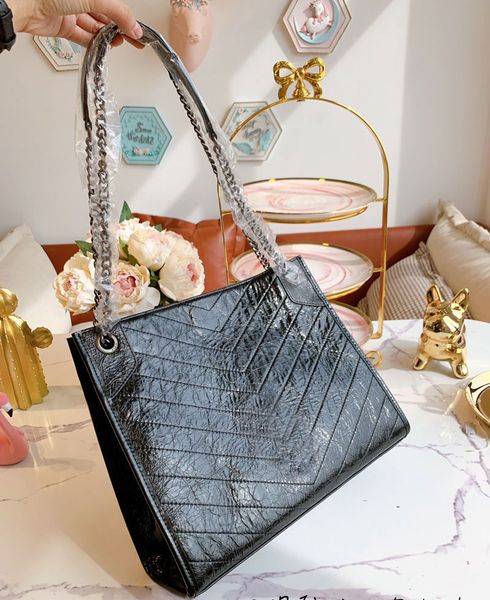 

famous designer brand handbags classical style genuine fissure high leather luxury shoulder shopping bags size 32*28cm