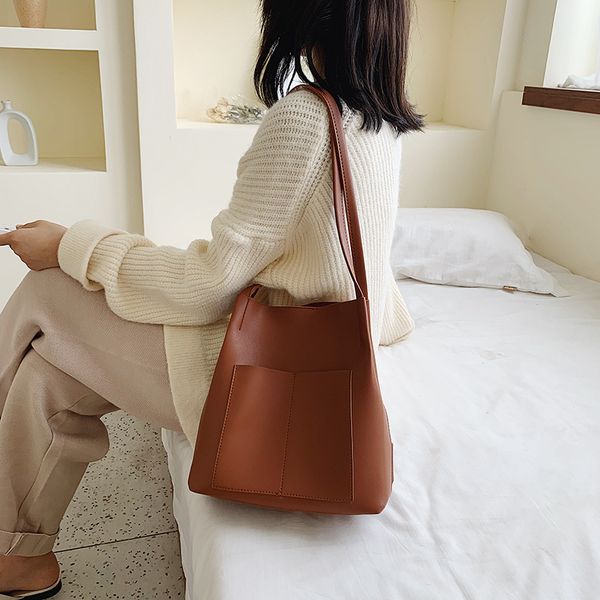 

large capacity pu leather shoulder bag women bag 2020 new style messenger bucket
