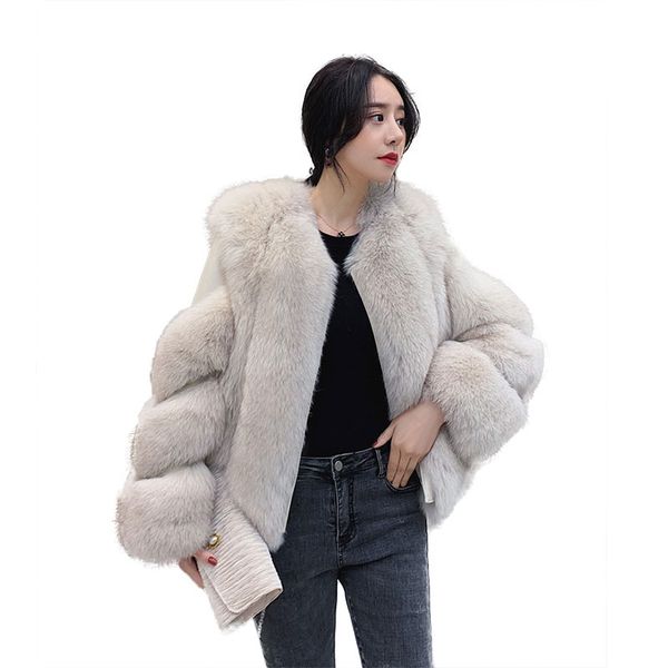 

2019 new style winter fashion short women real fur coat o neck full sleeves womens genuine fur coats pocnket covered button, Black