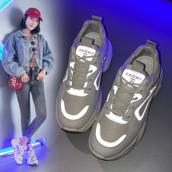 

2019 new autumn shoes sports shoes women's tide korean version of the thick bottom women's wild luminous net red ins, Black