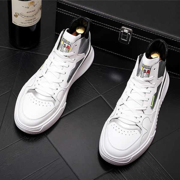 

2020 men new designer british comfort trend black white high casual flats shoes male prom shoes ankle boot loafers footwear