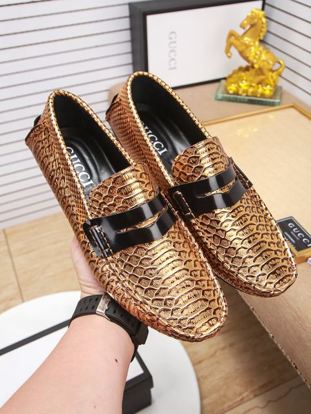 

dhl platform, casual retro basketball shoes, brand-name triple luxury men's shoes, sports red sandals, golden atmospheric leather shoes, Black