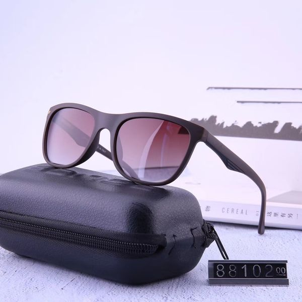 

luxury desig sunglasses for man fashion round summer style black gold frame eyewear uv protection lens come with case 88102, White;black