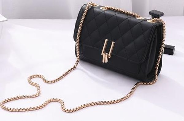 

Designer Handbag New 2020 Fashion Wild Luxury Crossbody Bag Ins Chain Bag Lingge Small Fragrance Designer Shoulder Bag Cope