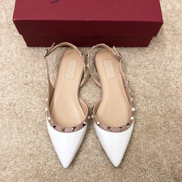 

2020 new fashion lady women rivet spikes shoes dress shoes white patent leather pointed toe rock studded valentine flats loafers pumps, Black