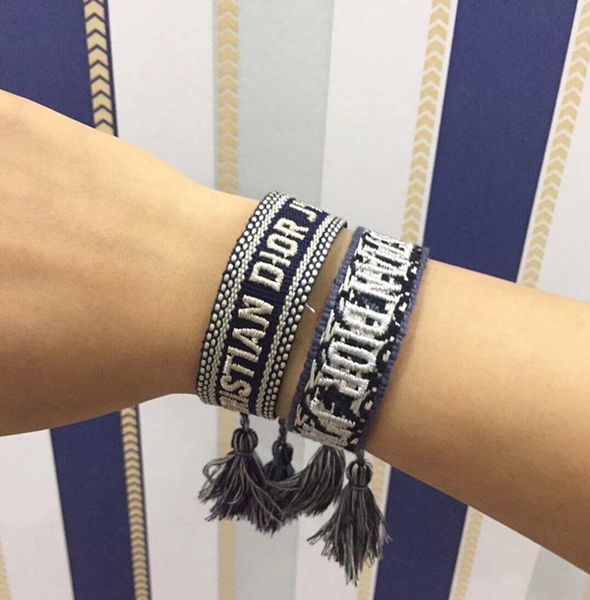 

Dib1 with box 2019 new arrival pla tic cla ic bracelet for women birthday beautiful gift have different tyle choo e whit packing