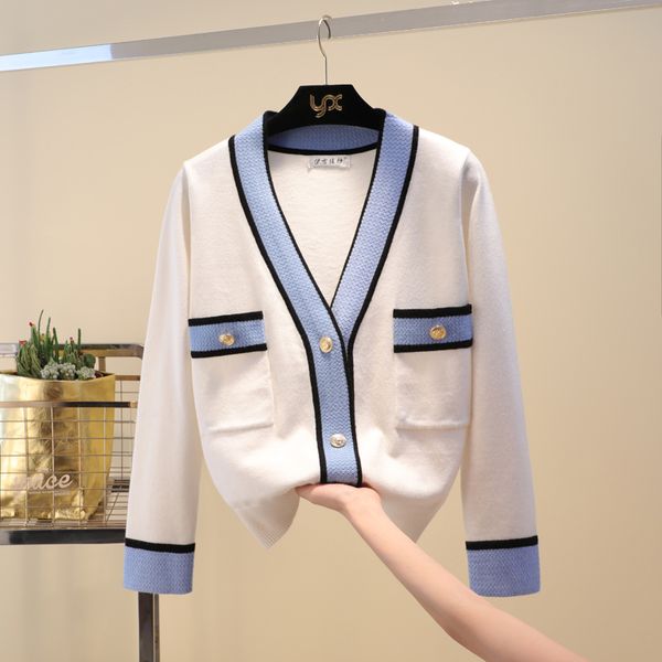 

luxury designer brand knitted sweater for women v neck contrast color buttons knitted cardigan sweater, White;black