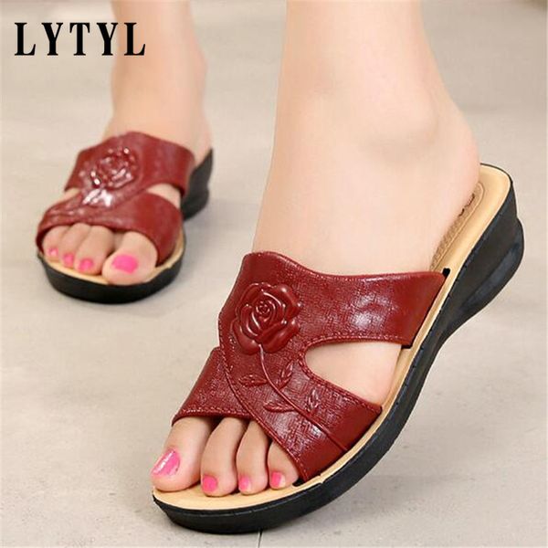 

summer women's shoes 2020 new female leather soft soles mother slippery slope with the elderly skid comfortable outdoor slippers, Black