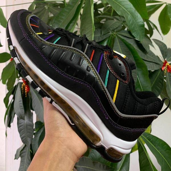 

gundam mens running shoes designer women men gym red rose gold easter black walking trainers outdoor sports sneakers 36-45