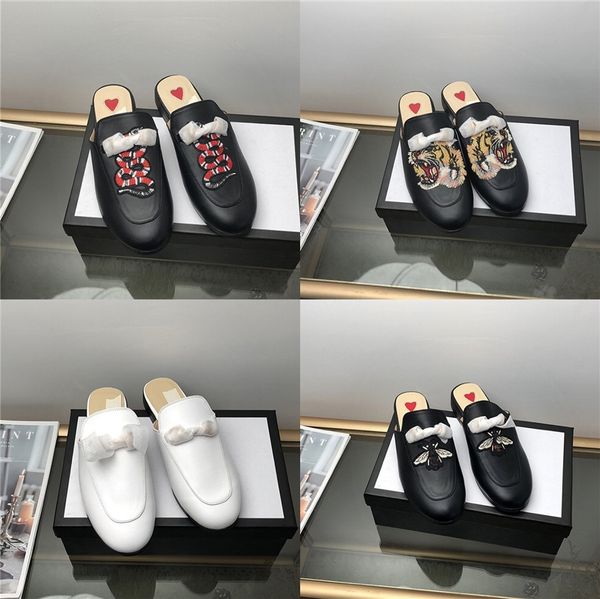 

2020 style in europe and the ultra big yards for women shoes with foreign trade hollow out round head thick with sandal strap shoes o#114, Black