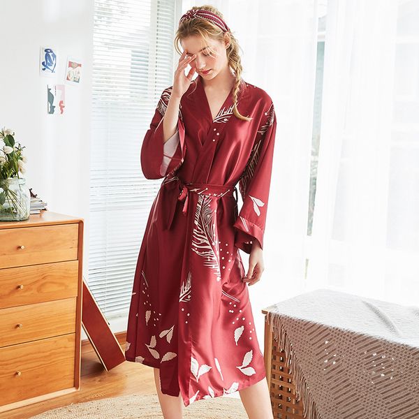 

plus fertilizer large size nightgown female summer long section silk bathrobe sleepwear, Black;red