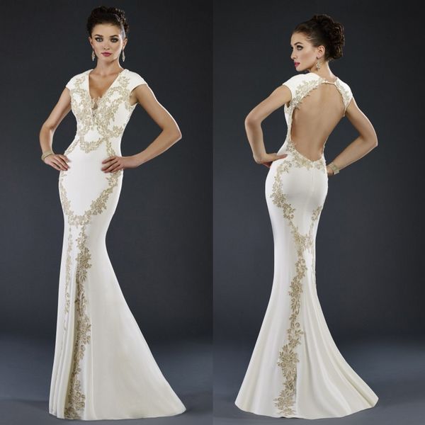 Elegante Janique Mermaid mãe da noiva Vestidos V Neck vestido sem mangas oco Lace Applique do convidado do casamento Trem da varredura vestidos de noite