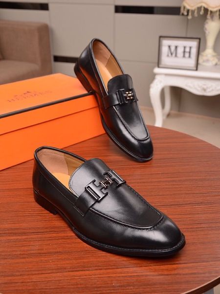

high-end luxury fashion designer men's leather shoes casual party dress shoes business office wedding shoes triple classic men's b