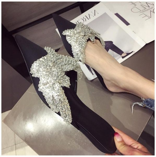 

new 2020 summer slippers women design bling crysatal pointed toe flat mules ladies elegant sandal, Black