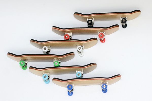 

wood mini finger skateboards toys for children finger skate board