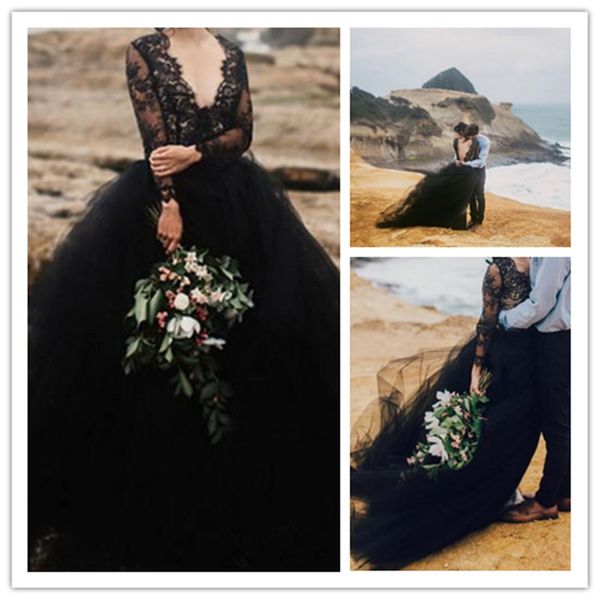

vintage deep v neck lace appliqued ball gown plus size beach bohemian black long sleeves wedding dresses bridal gown, White