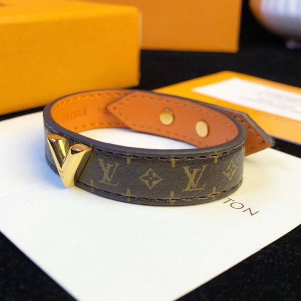 

luxury jewelry genuine leather designer bracelets with gold v for men four leaf flower pattern women bracelet fashion jewelry, Golden;silver