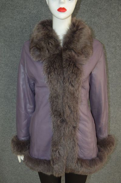 

luxury italy europe women's winter fashion coat genuine sheepskin lambskin shearing jacket with a large fur collar purple, Black