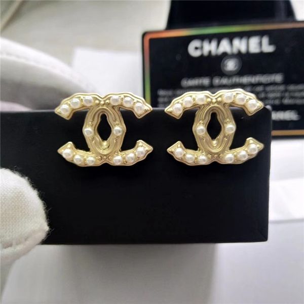 

New arrival whole ale price girl brand engrave letter tud earring 18k gold ilver ro e 316l tainle teel women earring hipping