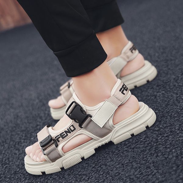 

2019 summer selling trend breathable casual strap sandals outdoor anti-slip a- line foot covering sandals men p, Black
